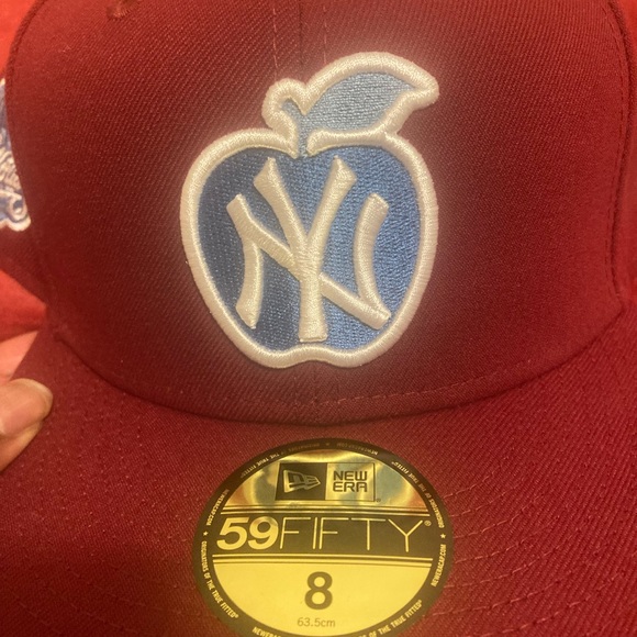Mens New Era New York Yankees Big Apple Fitted Baseball Cap in sz 8 World Series - Picture 6 of 8